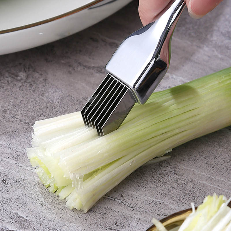 Durable zinc alloy scallion cutter, designed for quick and easy scallion preparation.