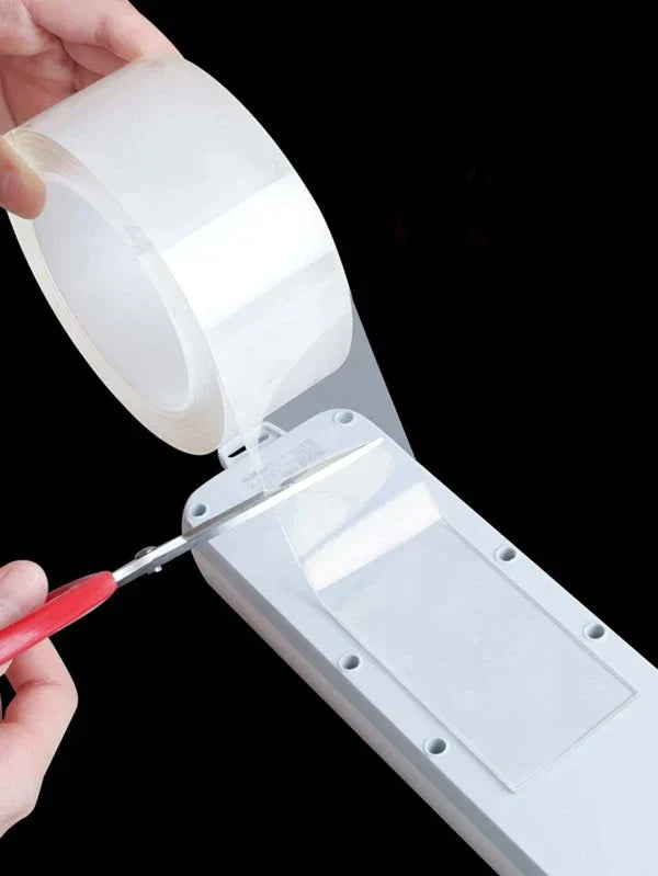 Double-sided reusable tape with strong adhesive properties, transparent and versatile for various surfaces, ideal for mounting, crafting, and household use, easy to clean and reposition.
